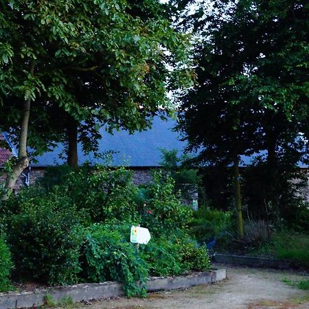 Aux Greniers A Reves Bed & Breakfast Plestan Eksteriør bilde