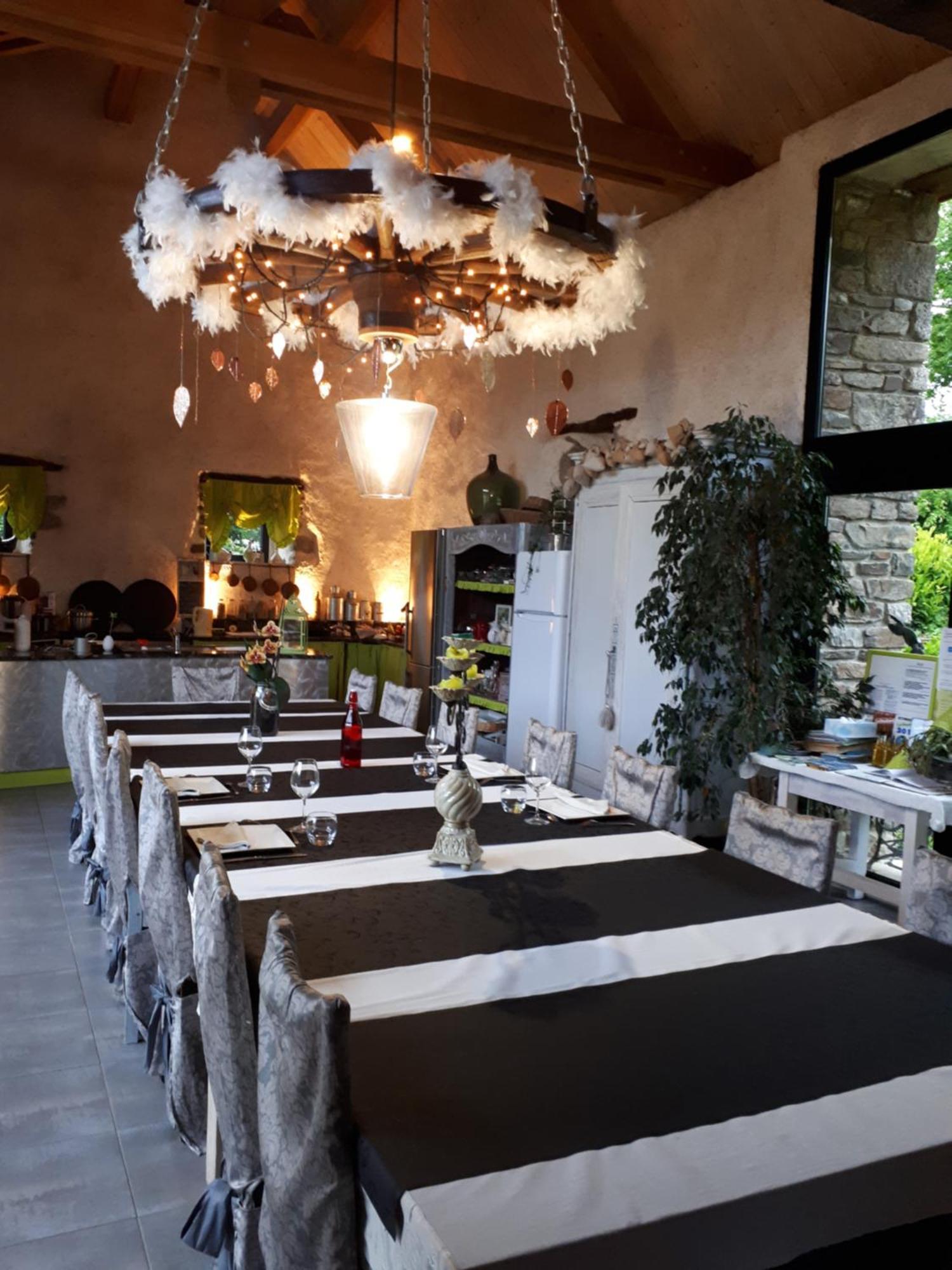 Aux Greniers A Reves Bed & Breakfast Plestan Eksteriør bilde