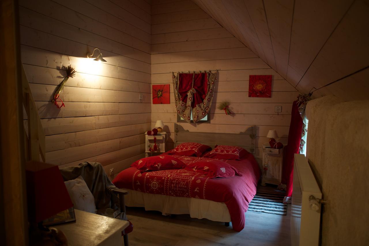 Aux Greniers A Reves Bed & Breakfast Plestan Eksteriør bilde