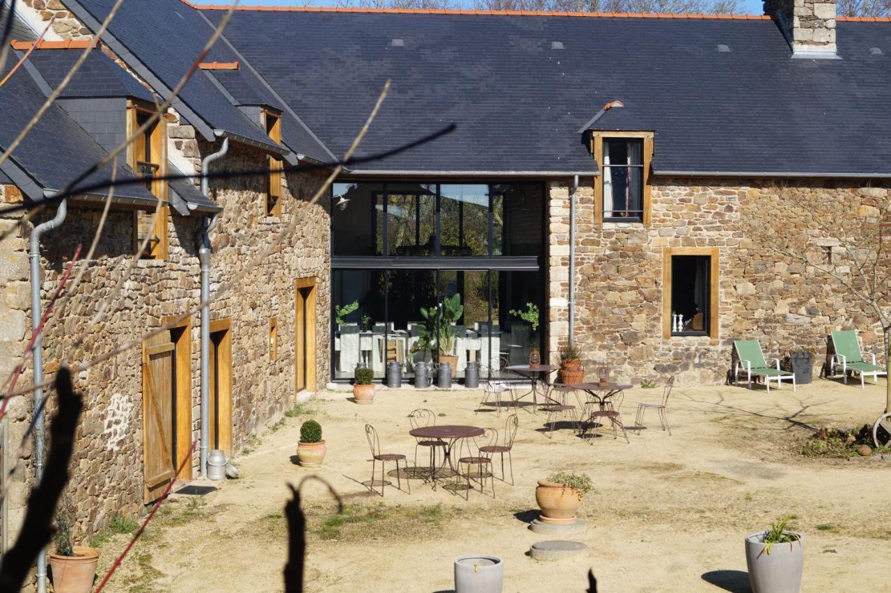 Aux Greniers A Reves Bed & Breakfast Plestan Eksteriør bilde
